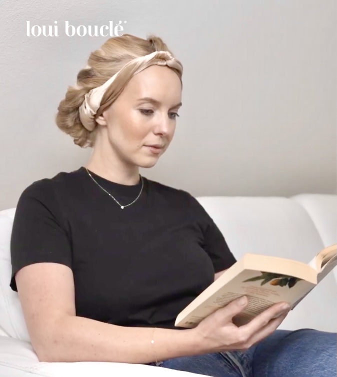 heatless curls mit lockenband und buch entspannen wartezeit